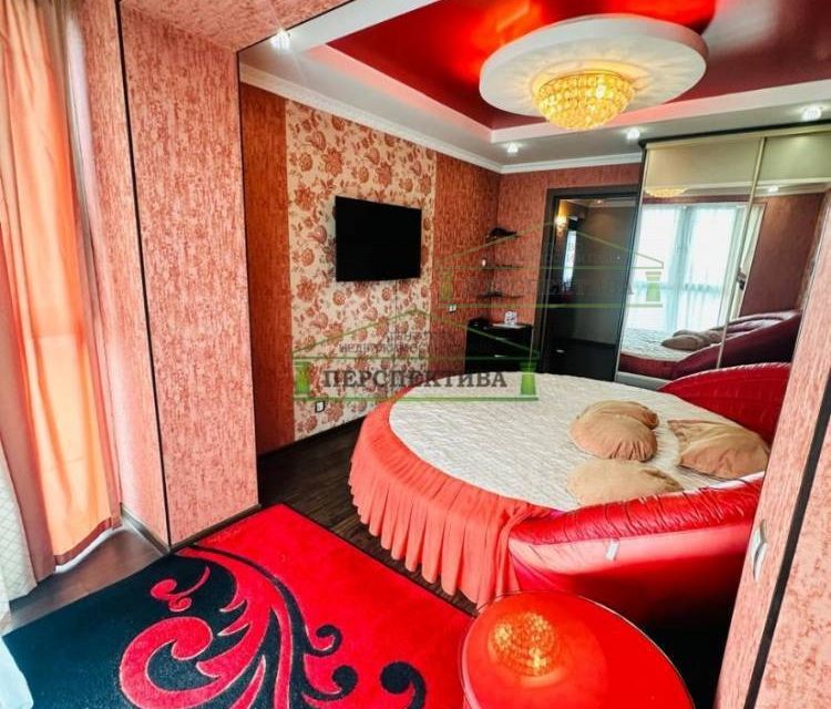 Продаётся 2-комнатная квартира, 57.3 м²