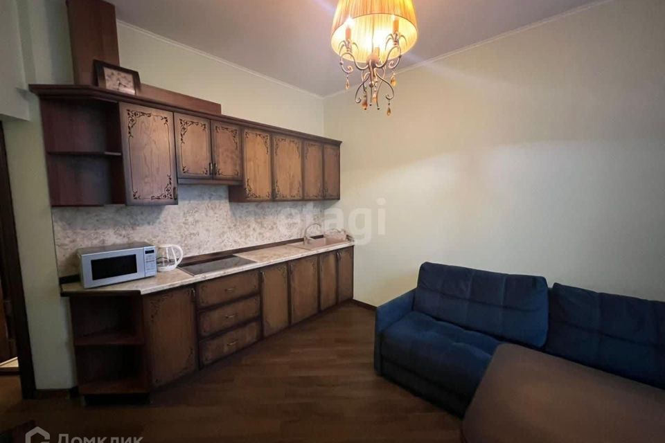Продаётся 1-комнатная квартира, 47 м²