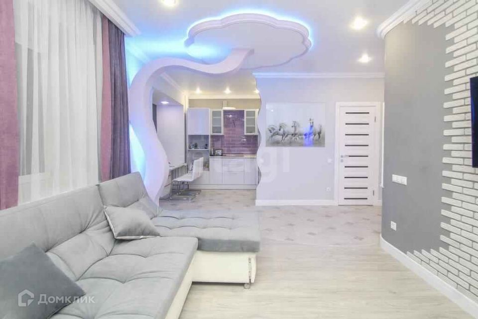 Продаётся 1-комнатная квартира, 47 м²