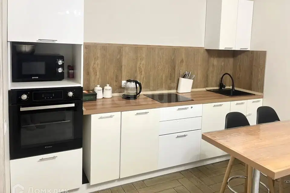 Продаётся 2-комнатная квартира, 57.3 м²
