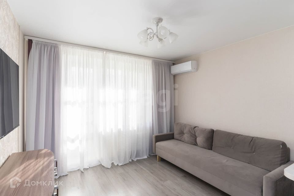 Продаётся 1-комнатная квартира, 45.8 м²