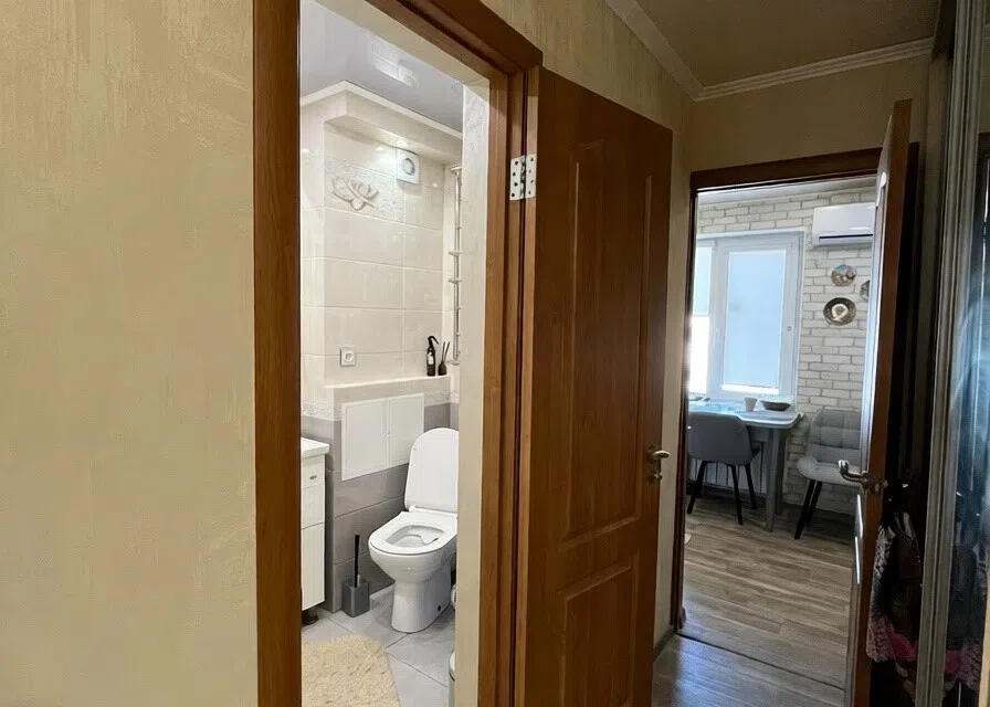 Продаётся 2-комнатная квартира, 60.9 м²