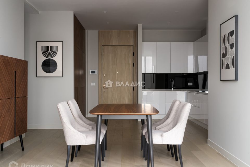 Продаётся 2-комнатная квартира, 83.6 м²