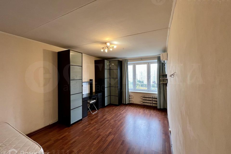 Продаётся 1-комнатная квартира, 35.2 м²