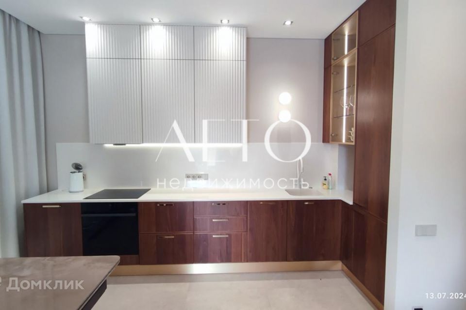 Продаётся 3-комнатная квартира, 72 м²