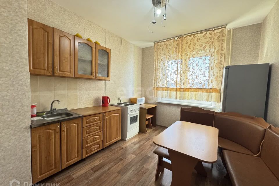 Продаётся 2-комнатная квартира, 55.8 м²