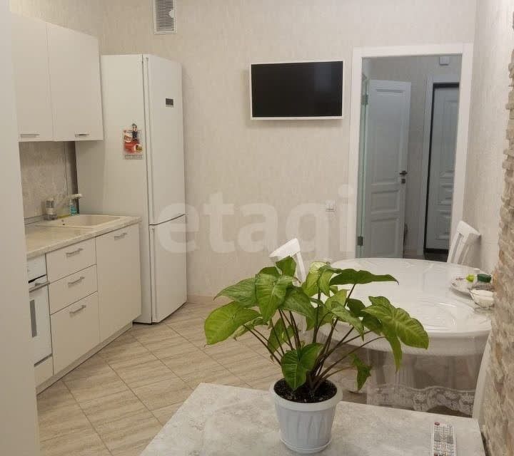 Продаётся 1-комнатная квартира, 36 м²