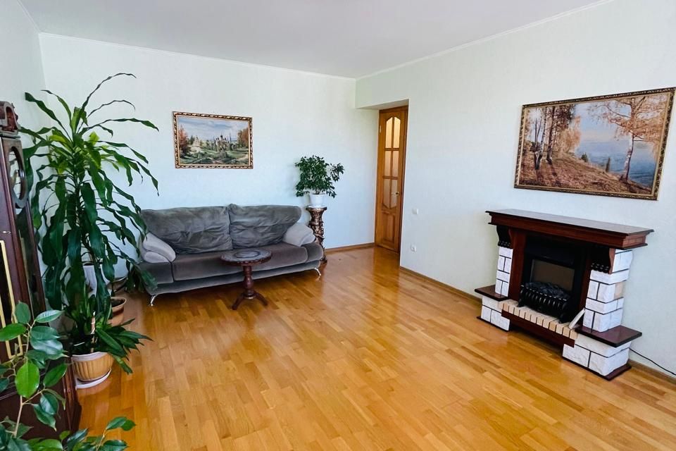 Продаётся 2-комнатная квартира, 65.9 м²
