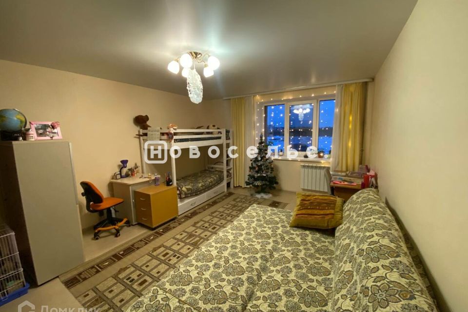 Продаётся 1-комнатная квартира, 37.3 м²