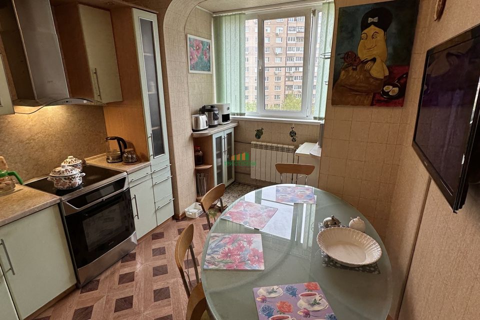 Продаётся 3-комнатная квартира, 65.4 м²