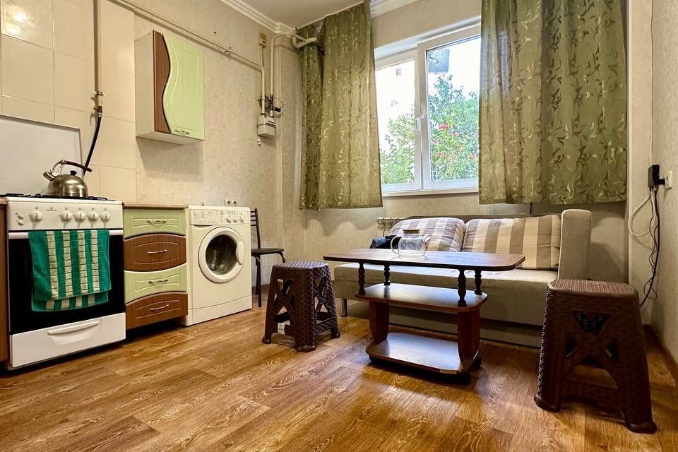 Продаётся 1-комнатная квартира, 41 м²