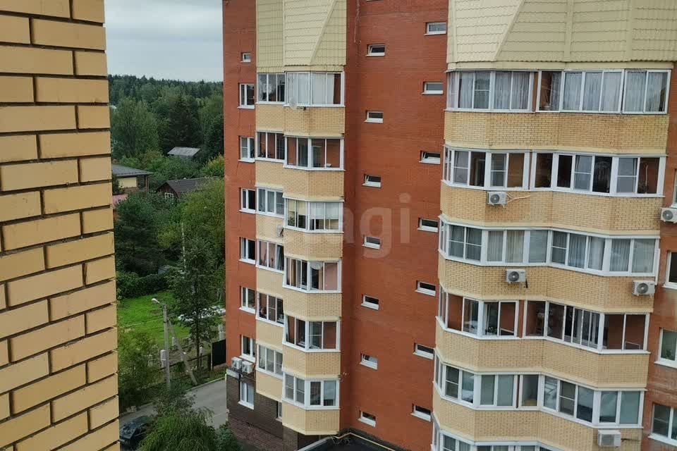 Продаётся 2-комнатная квартира, 77 м²