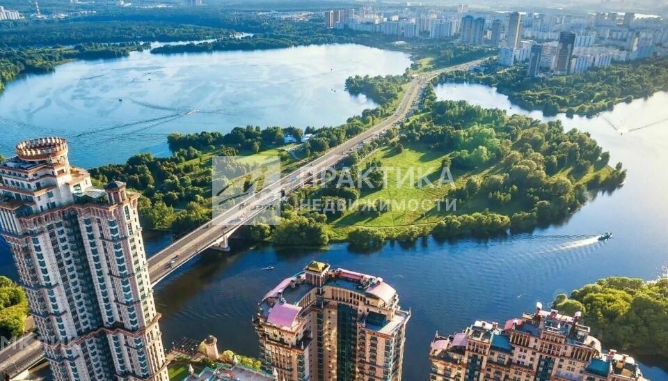 Сдаётся 2-комнатная квартира, 52 м²