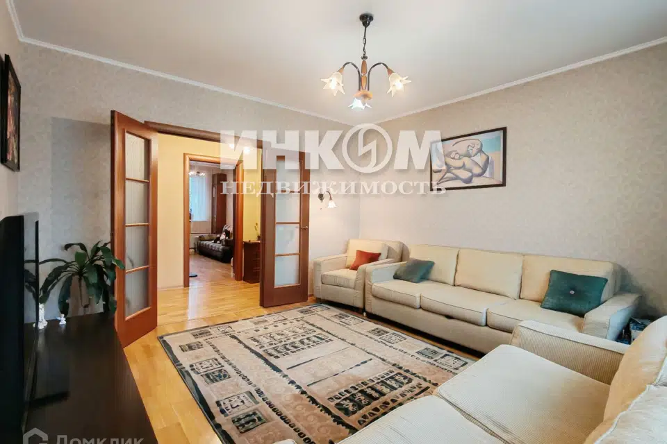 Продаётся 4-комнатная квартира, 84.8 м²