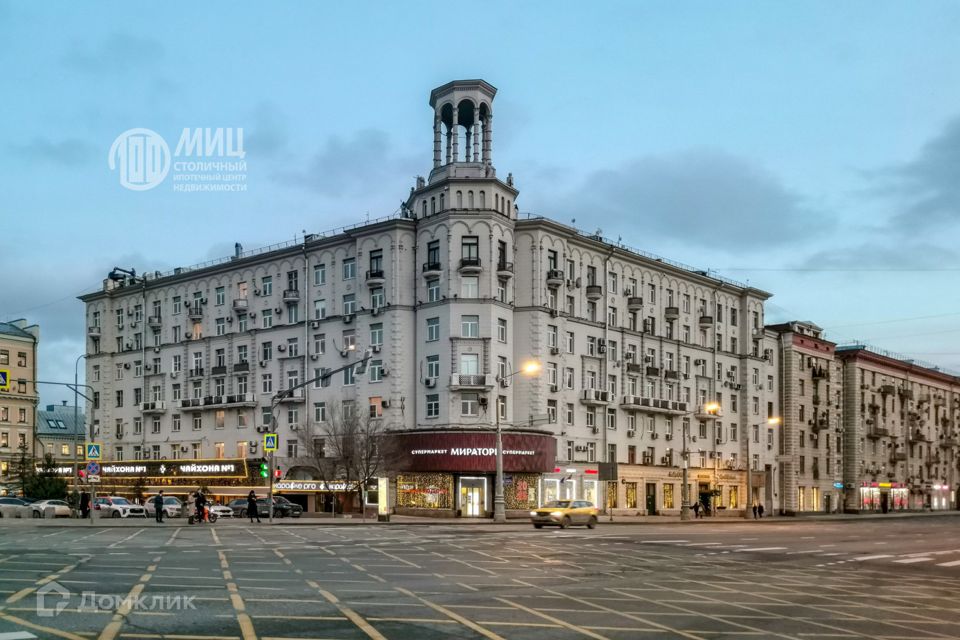 Продаётся 2-комнатная квартира, 63 м²