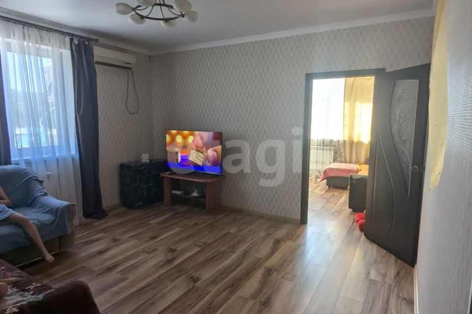 Продаётся 2-комнатная квартира, 60.7 м²