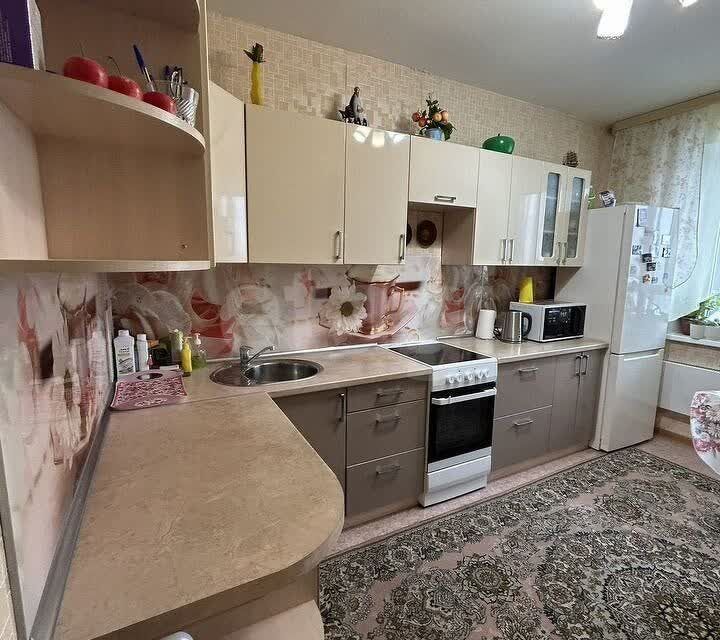 Продаётся 2-комнатная квартира, 60.7 м²