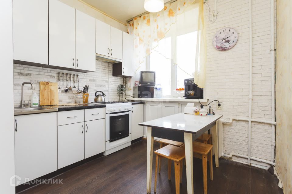 Продаётся 3-комнатная квартира, 58.8 м²