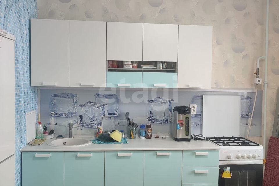 Продаётся 3-комнатная квартира, 77.2 м²