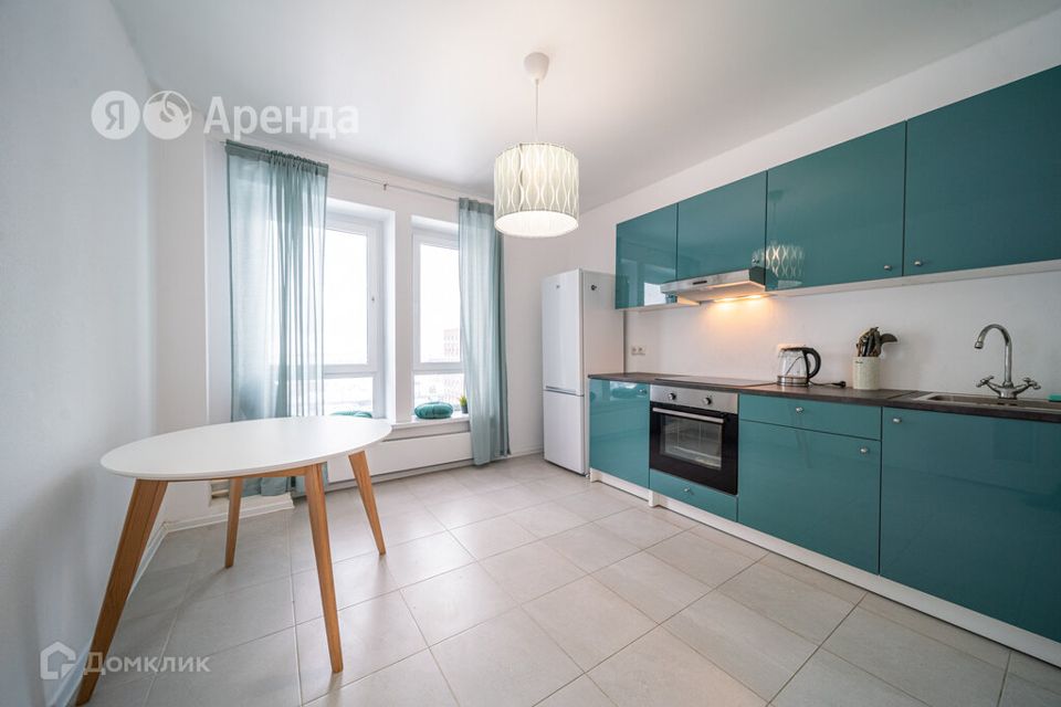 Сдаётся 2-комнатная квартира, 70 м²