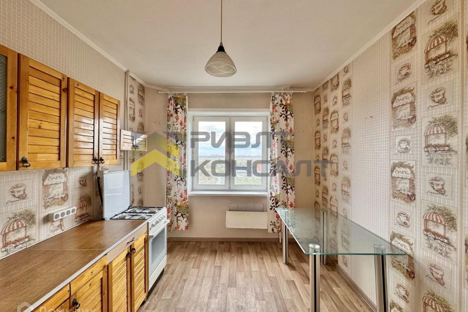 Продаётся 4-комнатная квартира, 81.3 м²