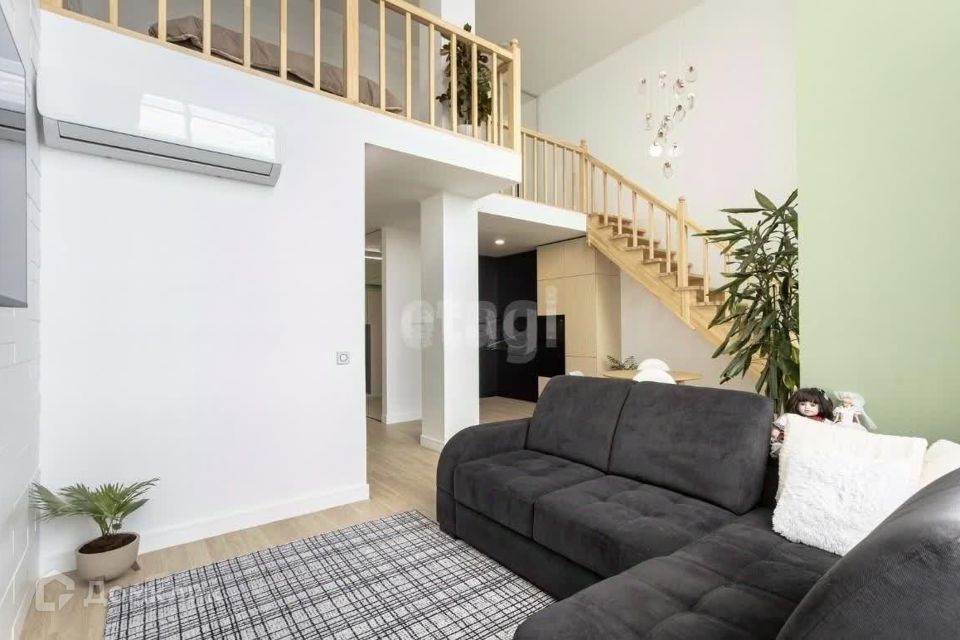Продаётся 1-комнатная квартира, 60 м²