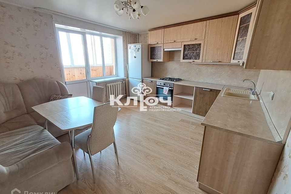 Продаётся 3-комнатная квартира, 100 м²