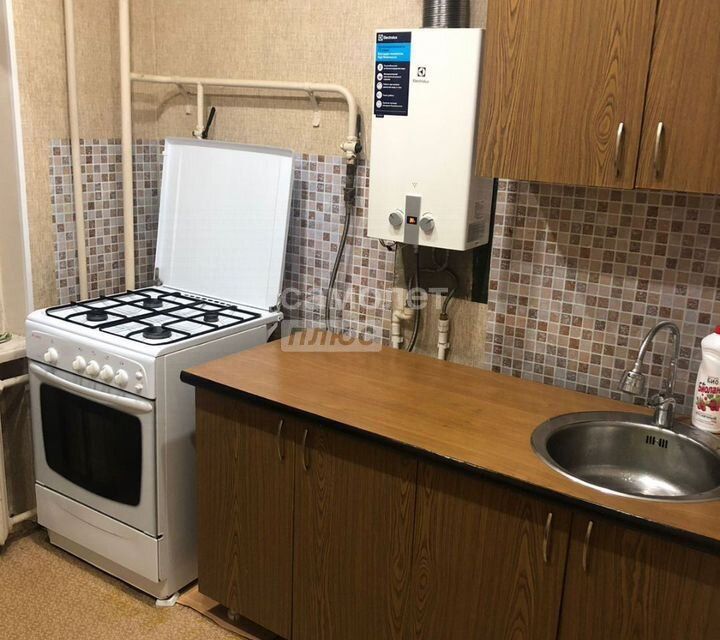 Продаётся 1-комнатная квартира, 30.7 м²