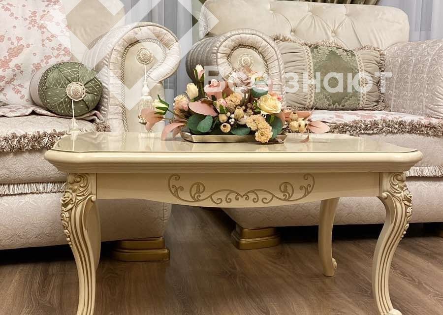 Продаётся 3-комнатная квартира, 118.1 м²