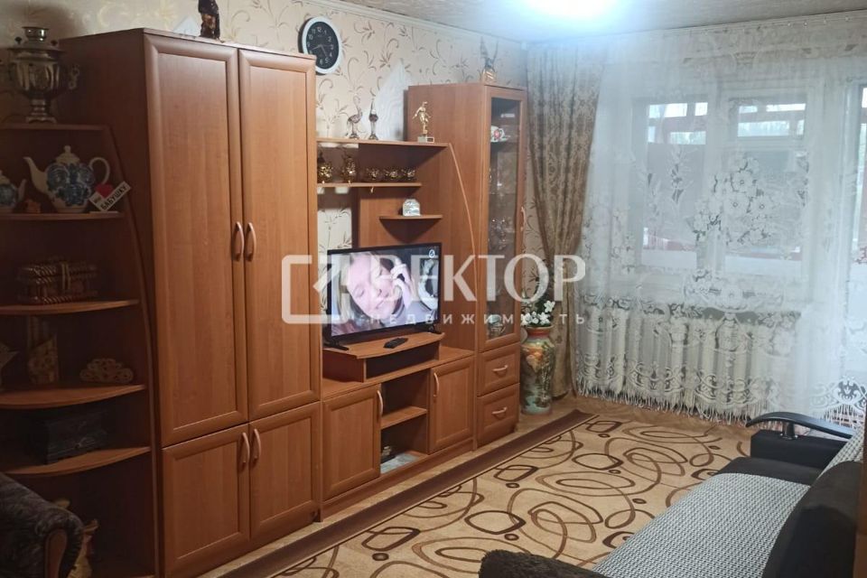 Продаётся 3-комнатная квартира, 56.7 м²