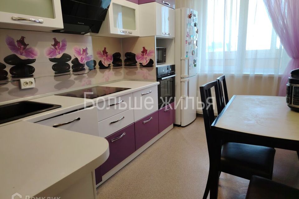 Продаётся 3-комнатная квартира, 69.6 м²