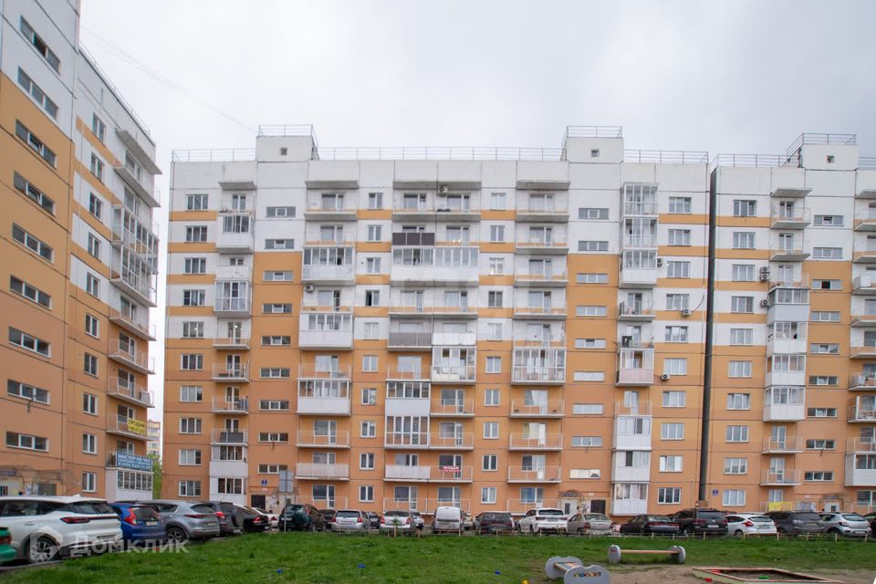 Продаётся 1-комнатная квартира, 49 м²