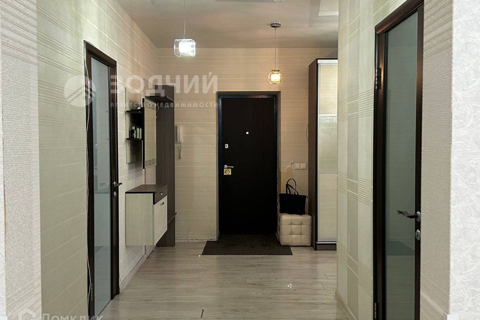 Продаётся 3-комнатная квартира, 104.3 м²