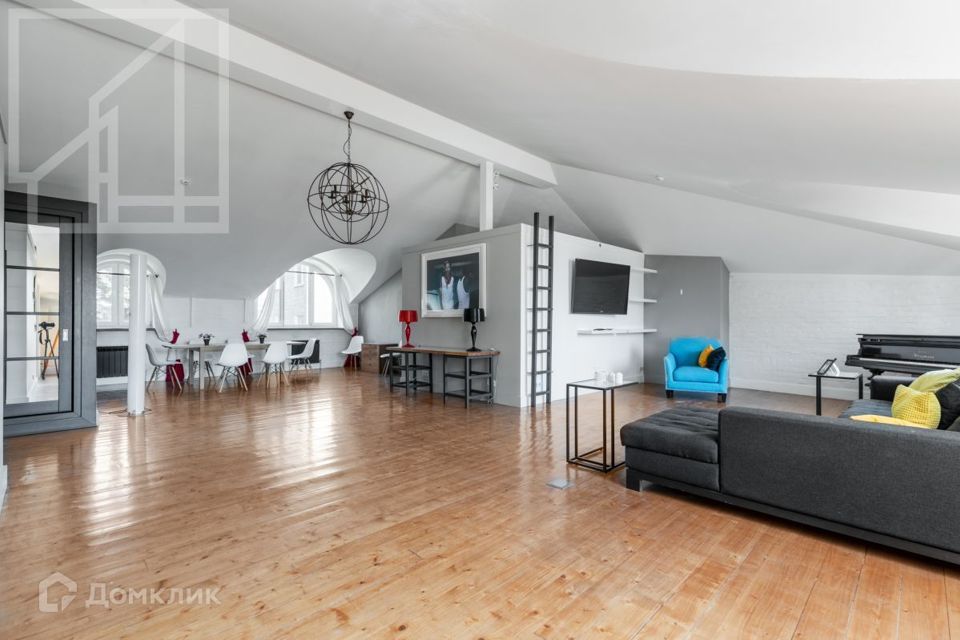 Сдаётся 3-комнатная квартира, 170 м²
