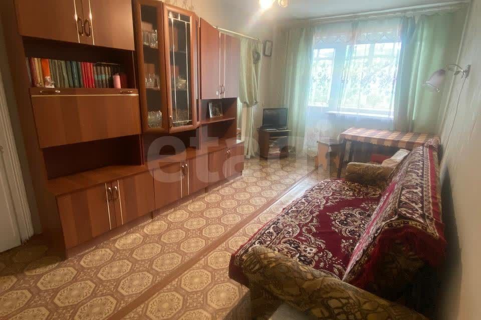 Продаётся 3-комнатная квартира, 53.6 м²