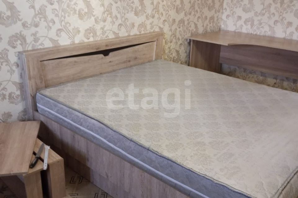 Продаётся 1-комнатная квартира, 42.7 м²