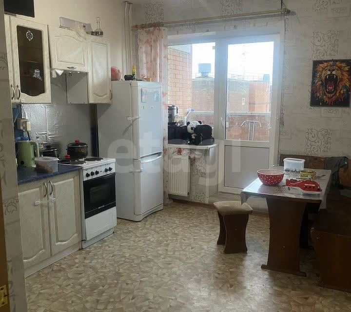 Продаётся 2-комнатная квартира, 64.3 м²