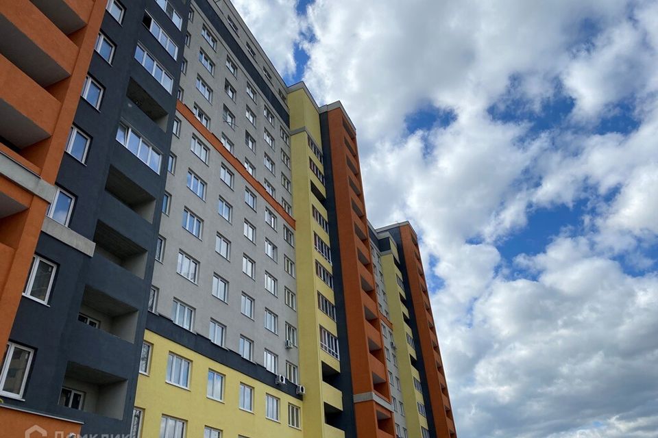 Продаётся 1-комнатная квартира, 42.8 м²