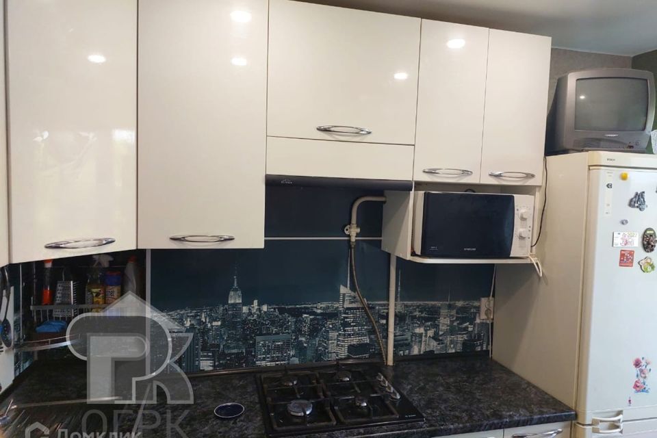 Продаётся 3-комнатная квартира, 58.4 м²