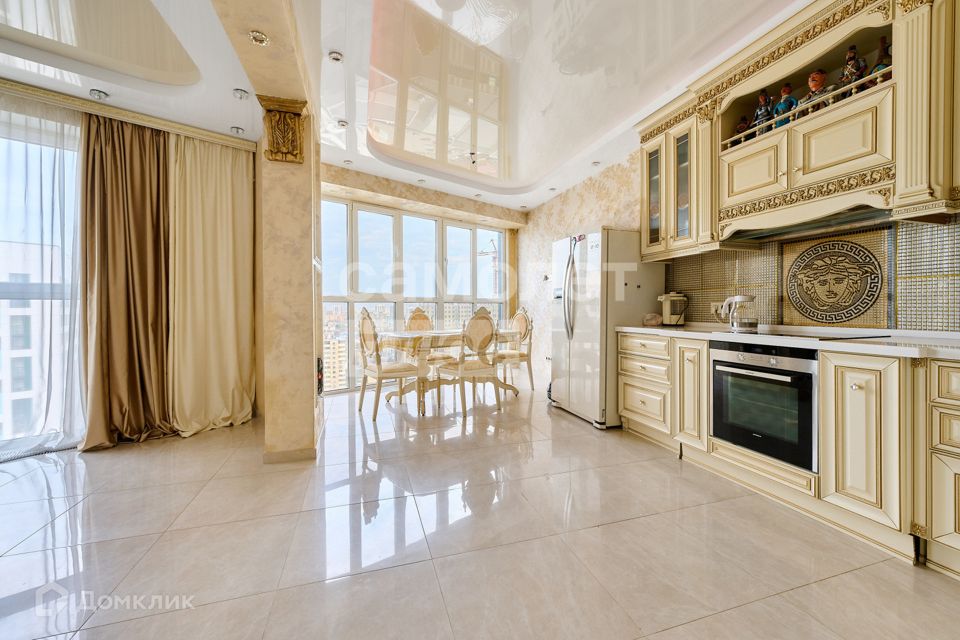 Продаётся 2-комнатная квартира, 66.3 м²