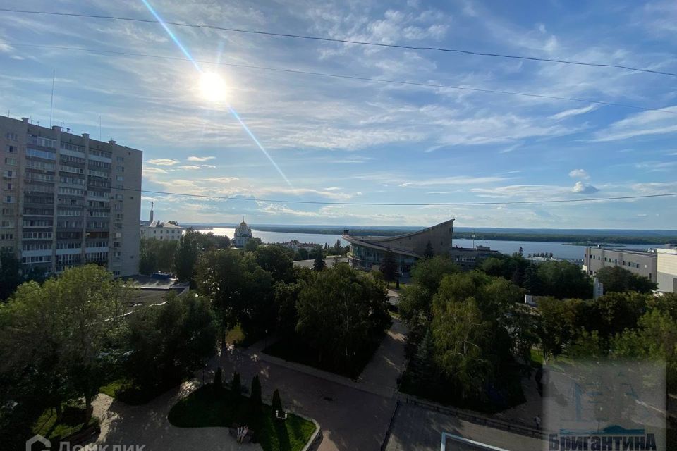 Продаётся 2-комнатная квартира, 52.7 м²
