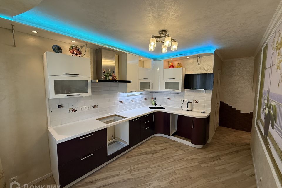 Продаётся 3-комнатная квартира, 71 м²
