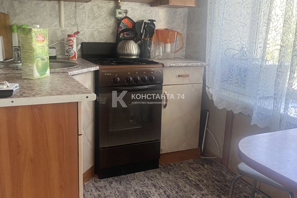 Продаётся 3-комнатная квартира, 56.7 м²