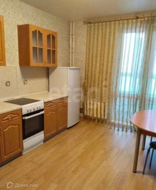 Сдаётся 1-комнатная квартира, 40 м²