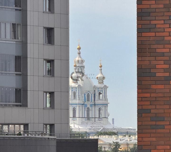 Продаётся 2-комнатная квартира, 144.7 м²