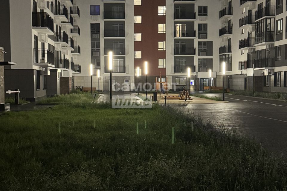 Сдаётся 1-комнатная квартира, 52 м²