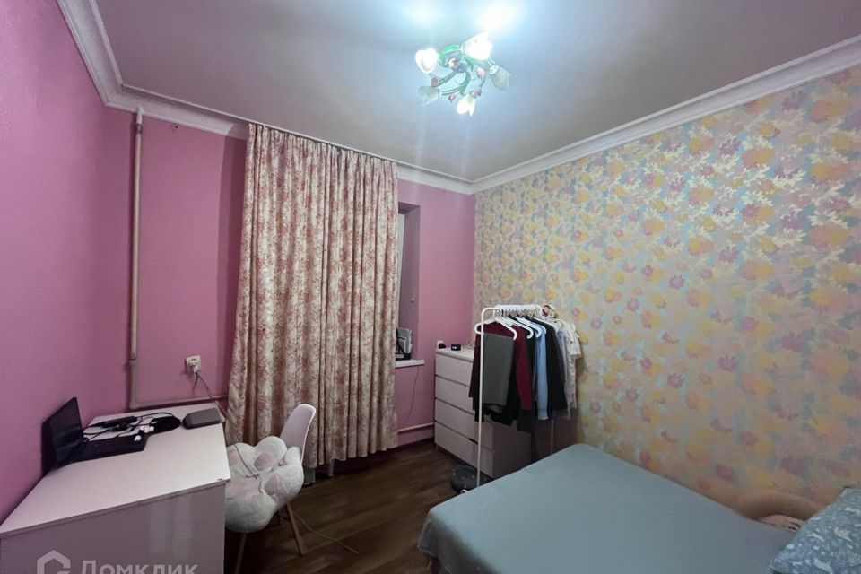 Продаётся 3-комнатная квартира, 49.4 м²