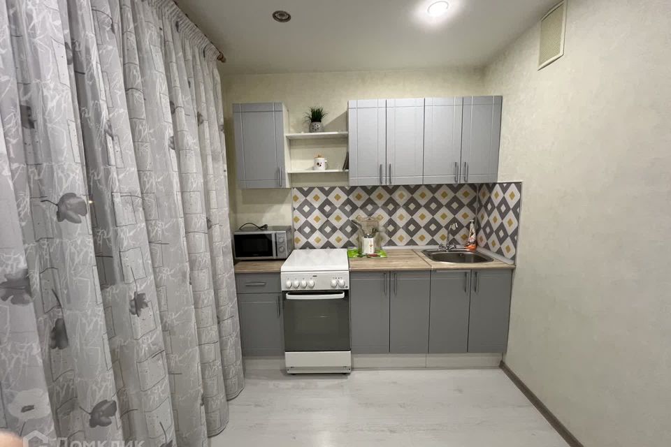 Сдаётся 1-комнатная квартира, 40 м²