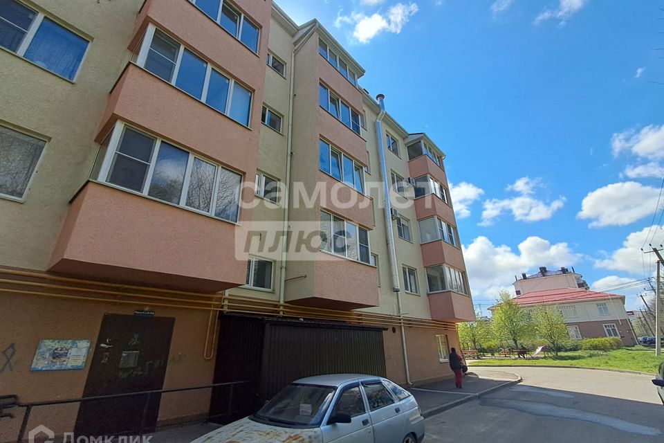Продаётся 1-комнатная квартира, 35.9 м²