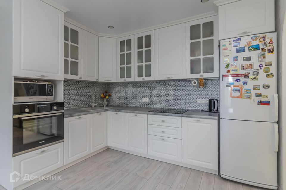 Продаётся 2-комнатная квартира, 59 м²